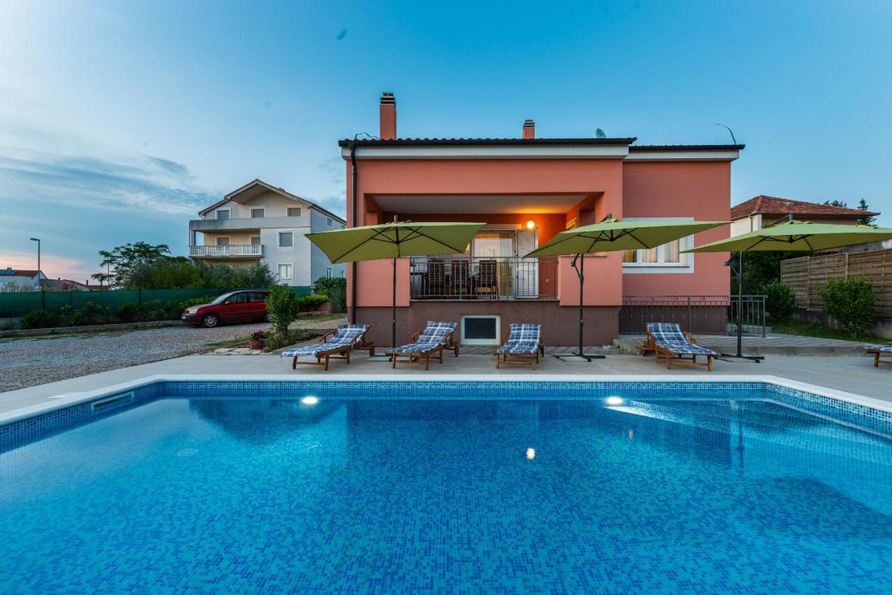 Villa Solis Zadarvillas Buitenkant foto