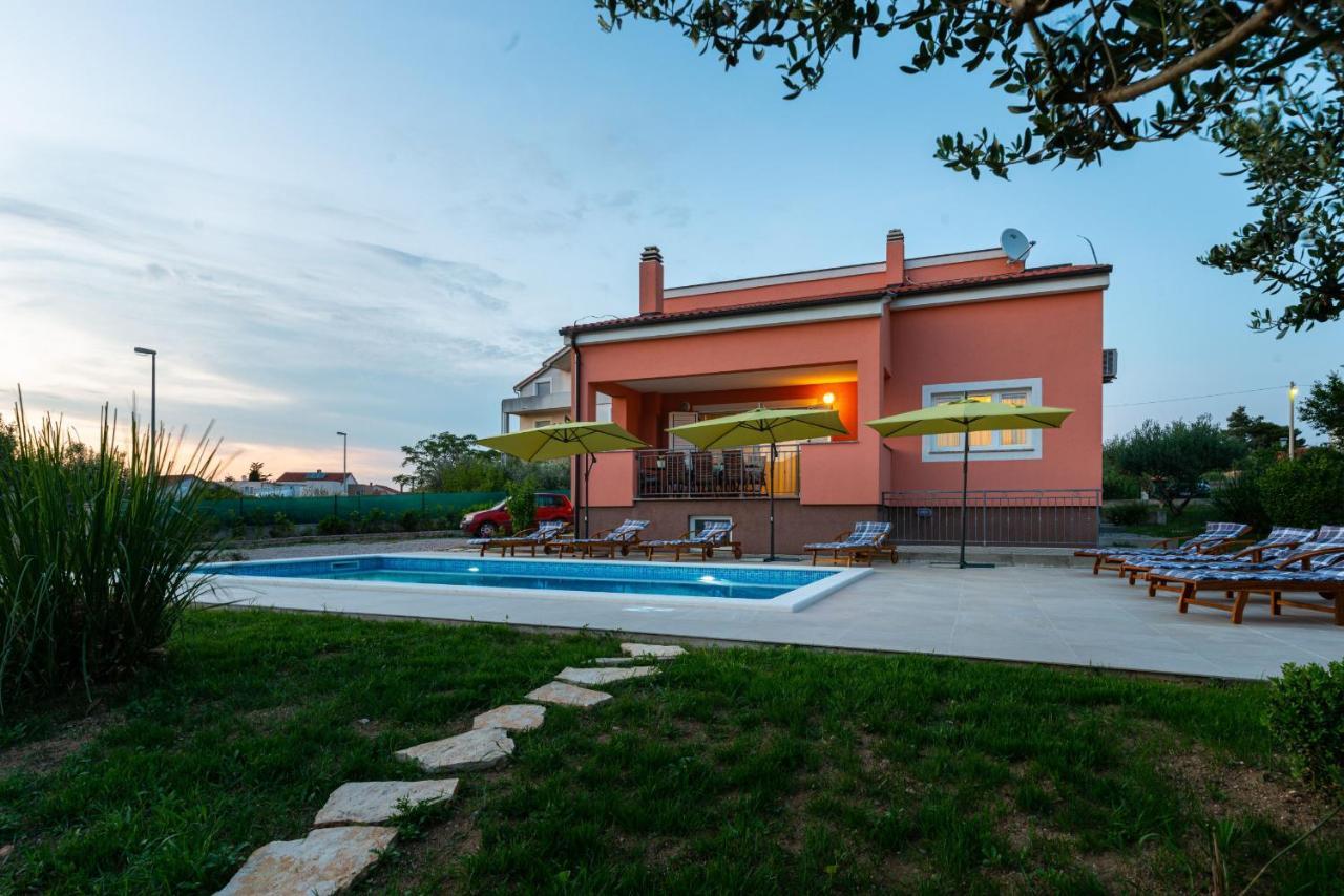 Villa Solis Zadarvillas Buitenkant foto