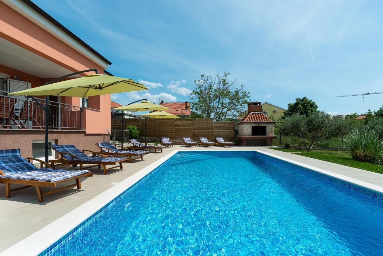Villa Solis Zadarvillas Buitenkant foto