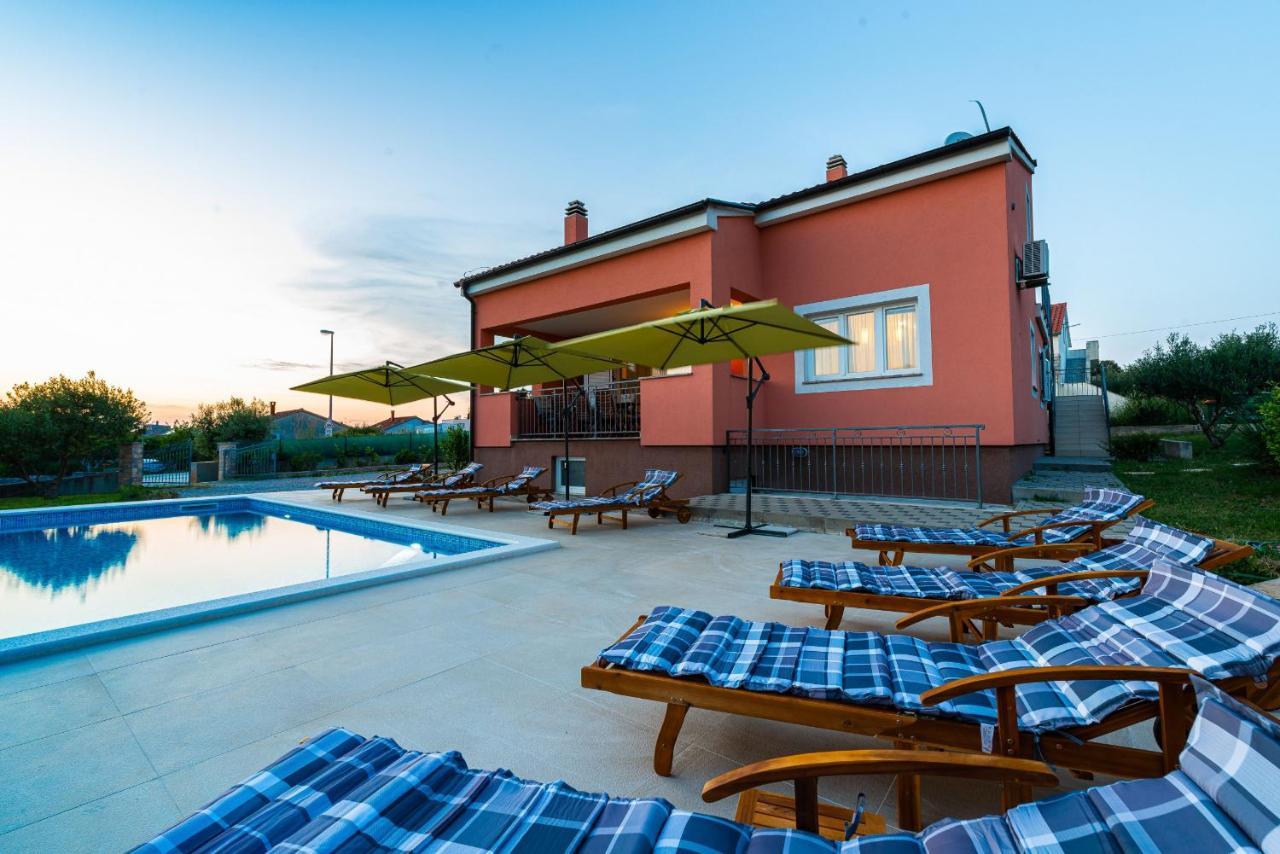 Villa Solis Zadarvillas Buitenkant foto