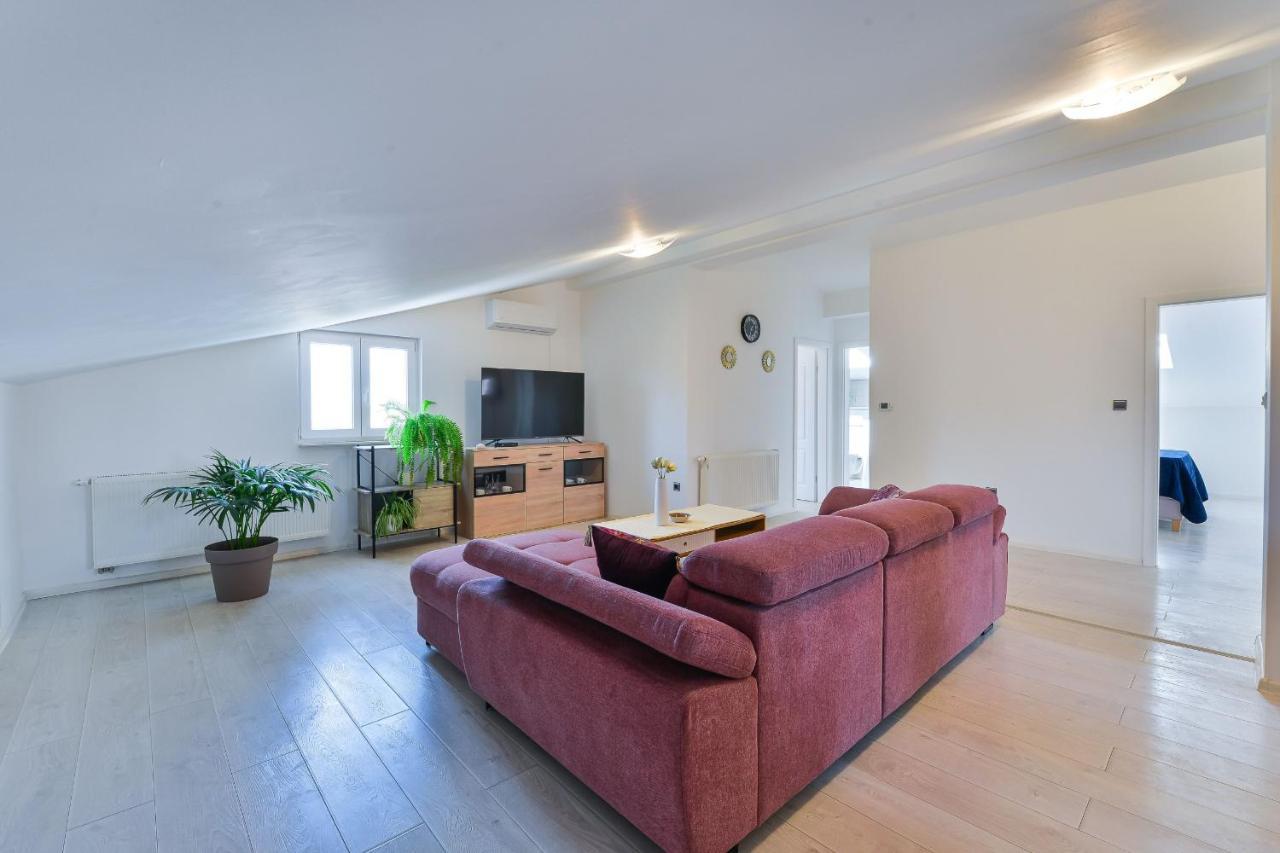Villa Solis Zadarvillas Buitenkant foto