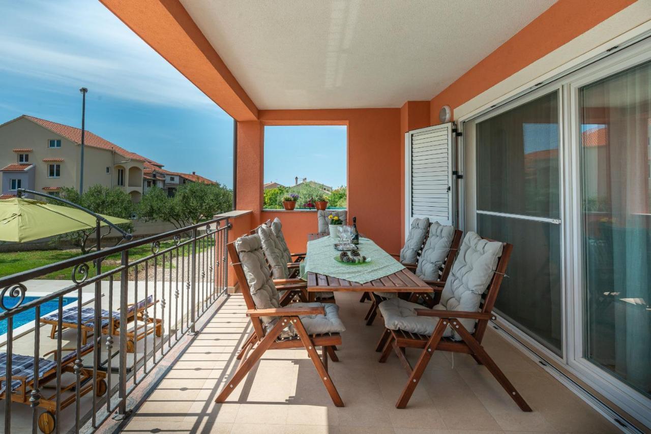 Villa Solis Zadarvillas Buitenkant foto
