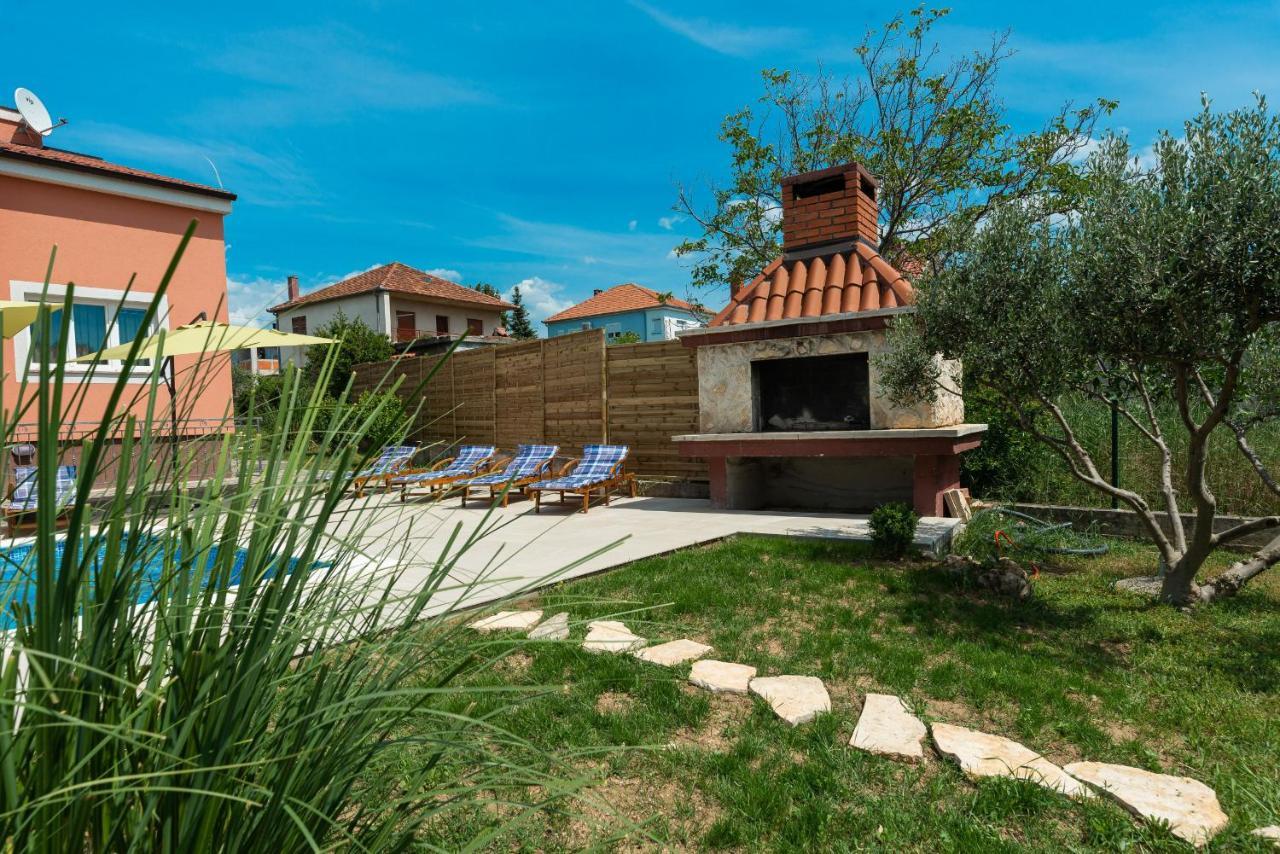 Villa Solis Zadarvillas Buitenkant foto