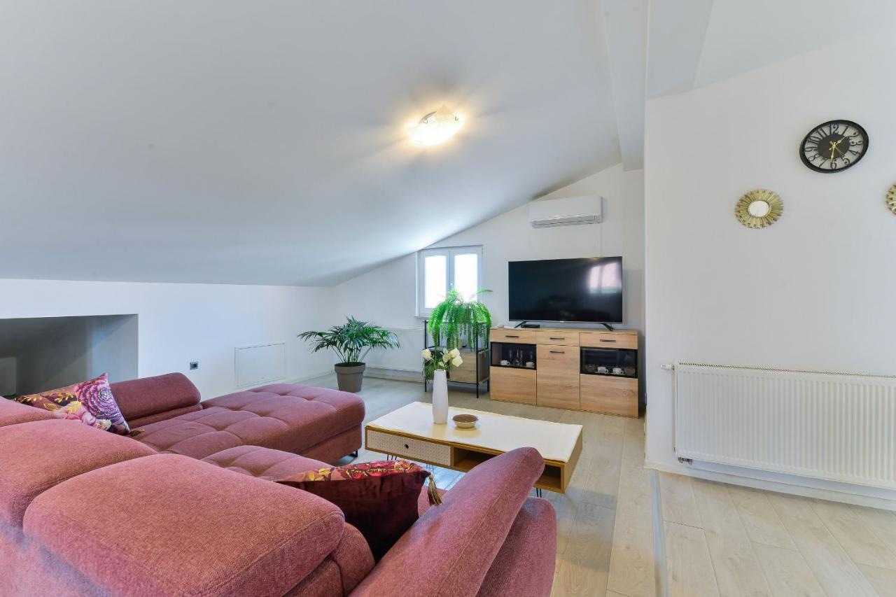 Villa Solis Zadarvillas Buitenkant foto
