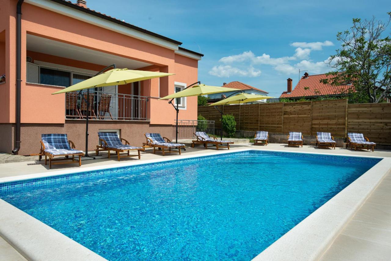 Villa Solis Zadarvillas Buitenkant foto